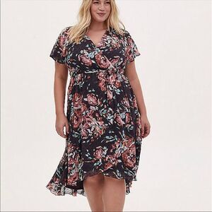 Torrid Faux Wrap Floral Print Dress Size 00